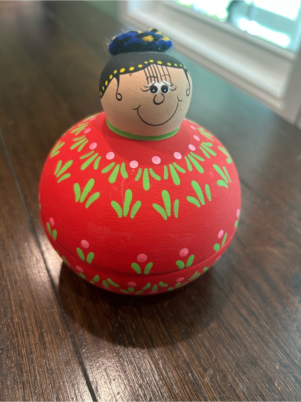 Mexican folk lore hand painted pottery trinket box vintage